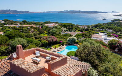 Essenza: all'aperto, Piscina, Vista Panoramica