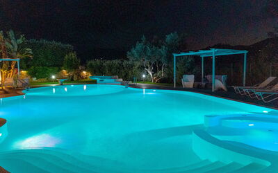 Villa Demetra: Pool