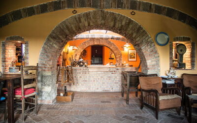 Country House Style - Montefiascone, Lazio: Autumn, Living Room, Spring, Summer