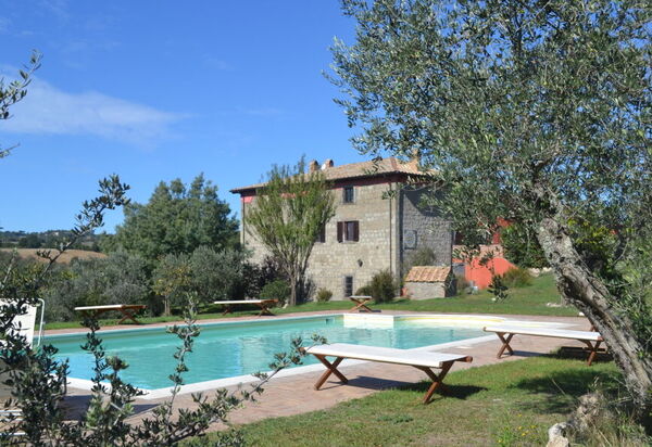 Country House Style - Montefiascone, Lazio: Autunno, Estate, Esterni, Piscina, Primavera
