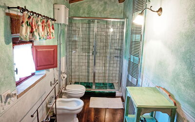 Pulsatilla: Bathroom