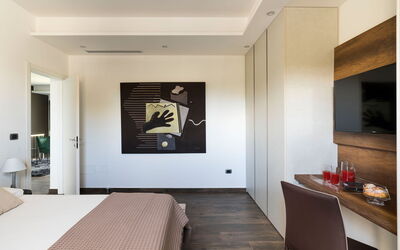 Artemare: Autumn, Bedroom, Spring, Summer