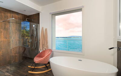 Artemare: Autumn, Bathroom, Spring, Summer