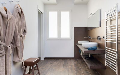 Artemare: Autumn, Bathroom, Spring, Summer