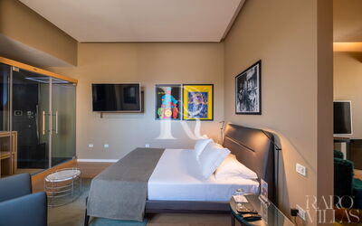 Wellness Suite - John & Yoko with View