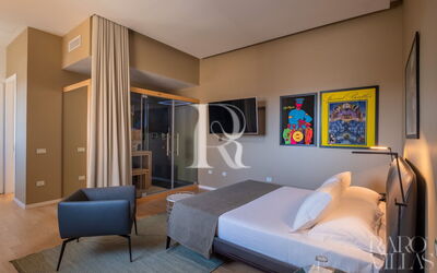 Wellness Suite - John & Yoko with View