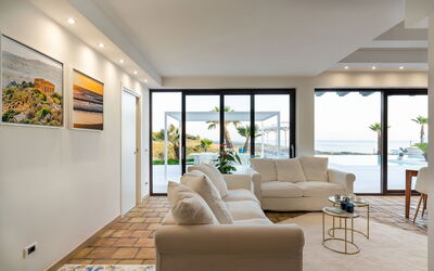 Villa Agrigenta - Ribera, Sicilia: Herfst, Lente, Woonkamer, Zomer