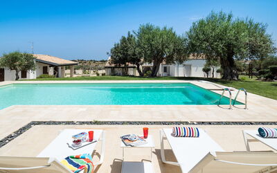 Corte Carrubo - Rosolini, Sicilia: all'aperto, Autunno, Balcone / Terrazza / Patio, Estate, Esterni, Giardino, Piscina, Primavera