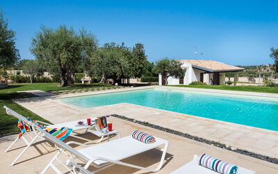 Corte Carrubo - Rosolini, Sicilia: all'aperto, Autunno, Balcone / Terrazza / Patio, Estate, Esterni, Giardino, Piscina, Primavera