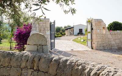 Corte Carrubo - Rosolini, Sicilia: all'aperto, Autunno, Entrata Principale, Estate, Esterni, Primavera