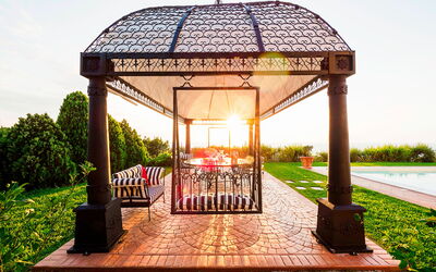 Villa Ester - Capo D'Orlando, Sicilia: Balkon / terras / patio, Buitenkanten, Buitenshuis, Herfst, Lente, Zomer, zwembad