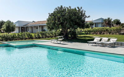 Isolina Bianca - Scicli, Sicilia: Automne, Balcon / Terrasse / Patio, bassin, Été, Extérieurs, Jardin, Printemps