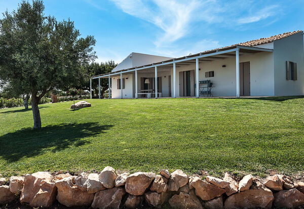 Isolina Bianca - Scicli, Sicilia: Buitenkanten, Buitenshuis, Herfst, Lente, Tuin, Zomer