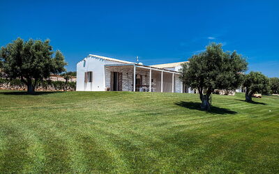 Isolina Verde - Scicli, Sicilia: Autumn, Building Exterior, Garden, Outdoor, Spring, Summer