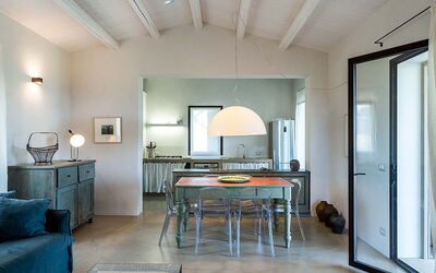 Isolina Rossa - Scicli, Sicilia: Automne, Été, Printemps, Salle à manger, Salon