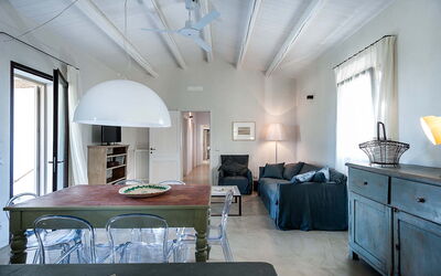 Isolina Rossa - Scicli, Sicilia: Automne, Cuisine, Été, Printemps, Salle à manger, Salon