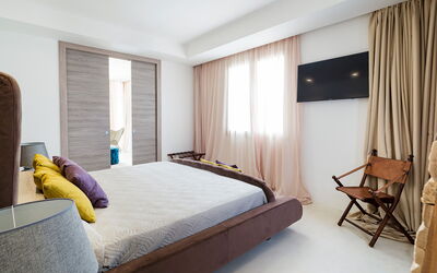 Casabella - Avola, Sicilia: Autumn, Bedroom, Spring, Summer