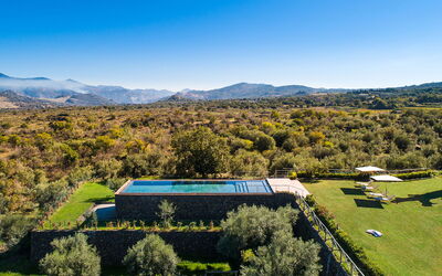Dimora Vulcano - Castiglione di Sicilia, Sicilia: Autumn, Building Exterior, Garden, Outdoor, Pool, Scenic View, Spring, Summer