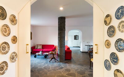 Dimora Vulcano - Castiglione di Sicilia, Sicilia: Autumn, Living Room, Spring, Summer