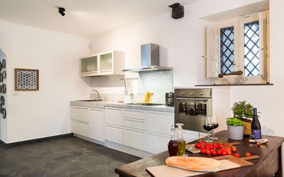 Dimora Vulcano - Castiglione di Sicilia, Sicilia: Autumn, Kitchen, Spring, Summer