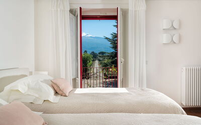 Dimora Vulcano - Castiglione di Sicilia, Sicilia: Autumn, Bedroom, Scenic View, Spring, Summer