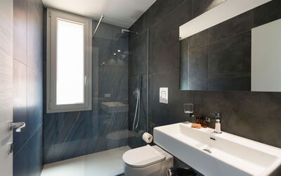 Villa Cinema - Castellammare del Golfo, Sicilia: Autunno, Bagno, Estate, Primavera