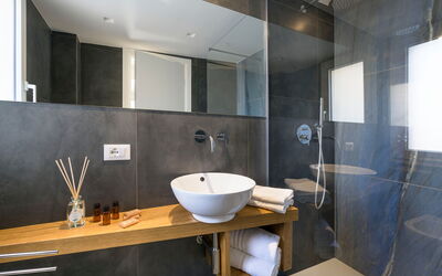 Villa Cinema - Castellammare del Golfo, Sicilia: Autunno, Bagno, Estate, Primavera