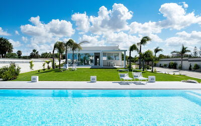 Casa Biancoverde - Marsala, Sicilia: all'aperto, Autunno, Balcone / Terrazza / Patio, Estate, Esterni, Giardino, Piscina, Primavera
