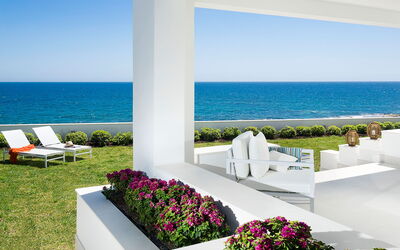 Mariposa - Fontane Bianche, Sicilia: Autumn, Balcony / Terrace / Patio, Building Exterior, Garden, Outdoor, Scenic View, Spring, Summer