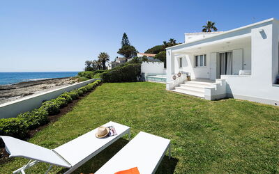 Mariposa - Fontane Bianche, Sicilia: Autumn, Balcony / Terrace / Patio, Building Exterior, Outdoor, Scenic View, Spring, Summer