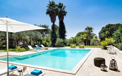 Casa Fiore - Salemi, Sicilia: Balkon / terras / patio, Buitenkanten, Buitenshuis, Herfst, Lente, Tuin, Zomer, zwembad