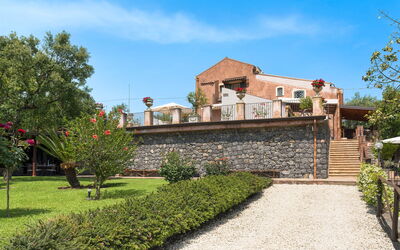 Oasi Verde - Santa Maria la Stella, Sicilia: Buitenkanten, Buitenshuis, Herfst, Lente, Tuin, Zomer