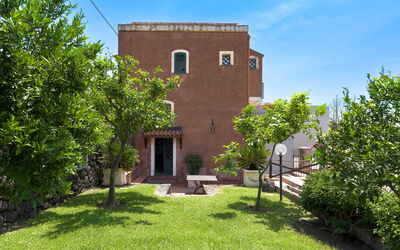 Oasi Verde - Santa Maria la Stella, Sicilia: Buitenkanten, Buitenshuis, Herfst, Lente, Tuin, Zomer