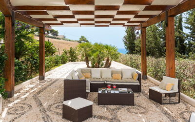 Villa Vistamare - Montallegro, Sicilia: Activities, Autumn, Balcony / Terrace / Patio, Building Exterior, Spring, Summer