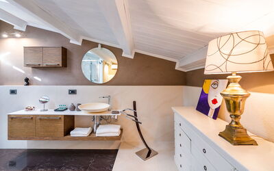 Villa Carolina: Autunno, Bagno, Estate, Primavera