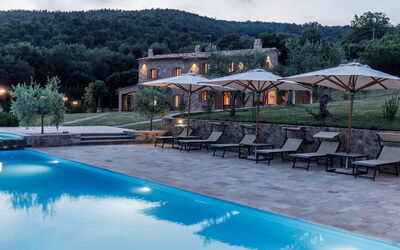 Villa Niccione: bassin, Extérieur, Jardin