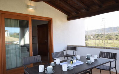 Luisa Apartment in Budoni, Shared Pool: Automne, Balcon / Terrasse / Patio, Été, Printemps