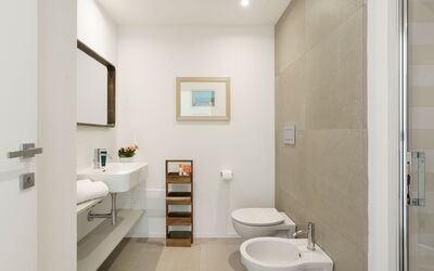 Splendida - Modica, Sicilia: Badkamer, Herfst, Lente, Zomer