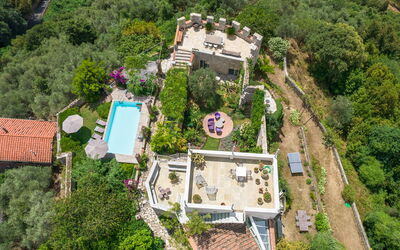 Villa Maestosa - Camaiore, Toscana: Automne, Balcon / Terrasse / Patio, bassin, Été, Extérieur, Extérieurs, Jardin, Printemps, Vues