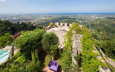 Villa Maestosa - Camaiore, Toscana: Automne, Balcon / Terrasse / Patio, bassin, Été, Extérieur, Extérieurs, Jardin, Printemps, Vues