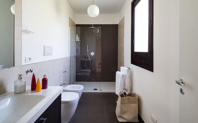 Casa Cortese - Noto, Sicilia: Autumn, Bathroom, Spring, Summer