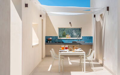 Villa Argento - Rosolini, Sicilia: Autumn, Balcony / Terrace / Patio, Building Exterior, Garden, Outdoor, Spring, Summer