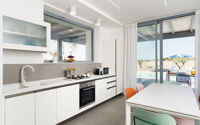 Casa Colori - Noto, Sicilia: Autumn, Dining Room, Kitchen, Spring, Summer