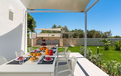 Villa le Palme - Noto, Sicilia: Balkon / terras / patio, Buitenkanten, Buitenshuis, Herfst, Lente, Tuin, Zomer