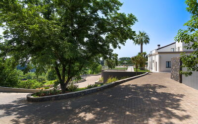 Villa Decorosa: Balkon / terras / patio, Buitenkanten, Buitenshuis, Herfst, Lente, Zomer