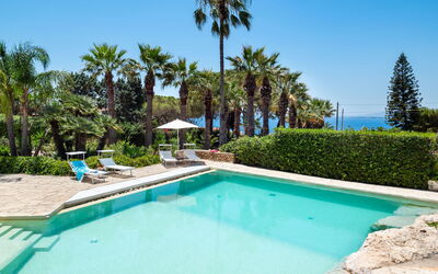 Villa Diamante - Siracusa, Sicilia: Autumn, Balcony / Terrace / Patio, Building Exterior, Outdoor, Pool, Scenic View, Spring, Summer