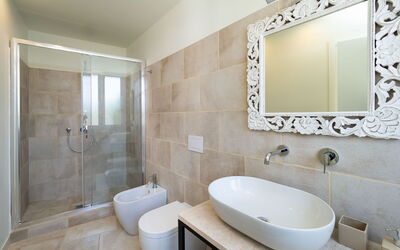 Villa Diamante - Siracusa, Sicilia: Autumn, Bathroom, Spring, Summer