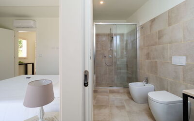 Villa Diamante - Siracusa, Sicilia: Autumn, Bathroom, Spring, Summer