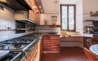 Villa Licia: Autunno, Caratteristiche, Cucina, Dettagli della stanza, Estate, Primavera