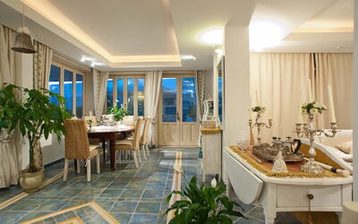 Villa Amena - Siracusa, Sicilia: Autumn, Dining Room, Living Room, Spring, Summer